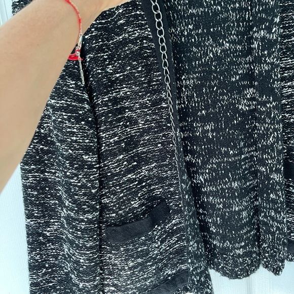 Tweedy chanel-esque sweater jacket - Picture 3 of 4